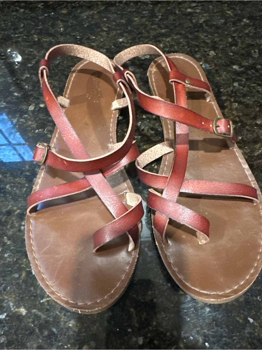 Women's Strappy Leather Sandals - Brown